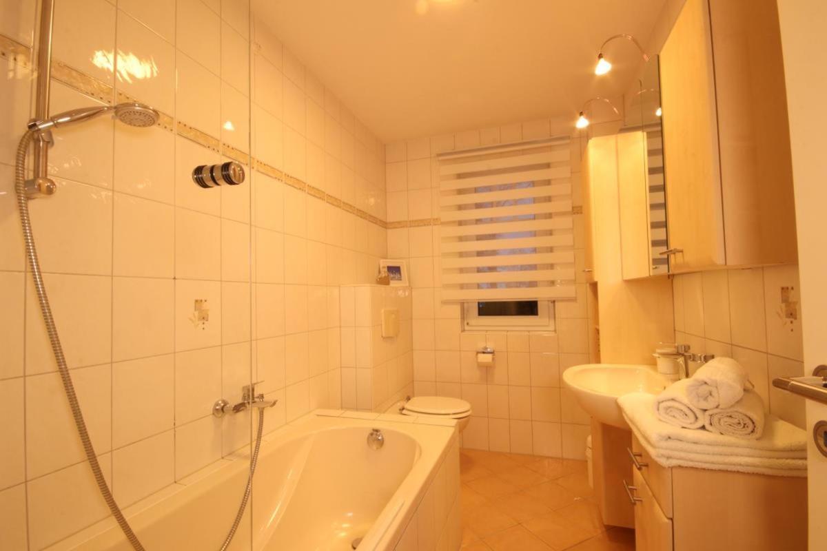 Ferienwohnung Britta Sellin  Екстериор снимка