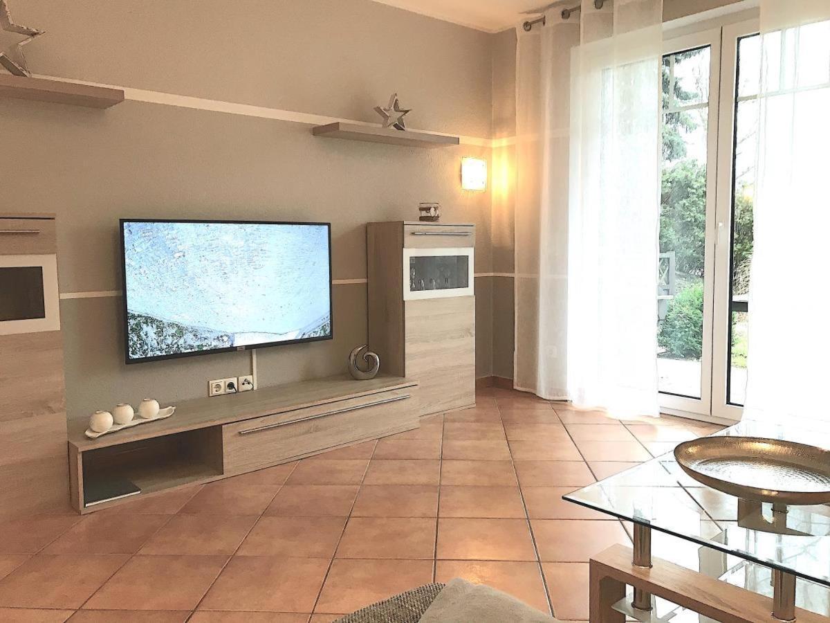 Ferienwohnung Britta Sellin  Екстериор снимка